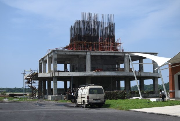 Por la construcción de la torre de control se han pagado más de Q15 millones a la compañía Avalon, S. A. Foto: La Hora / Fabrizio Alonzo.