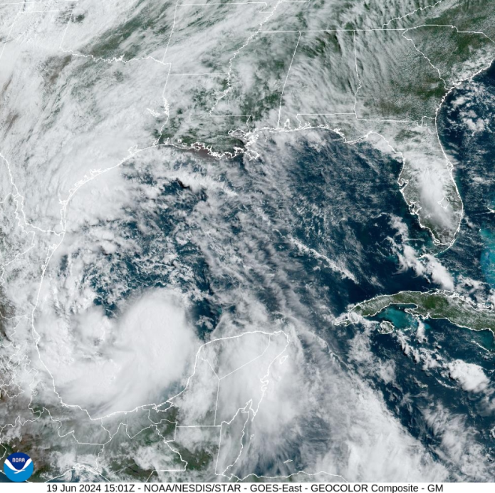 Imagen satelital de la tormenta tropical Alberto en el Golfo de México. (Foto: NOAA)