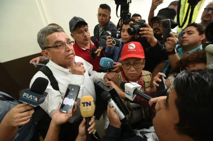 Expertos en educación señalan la importancia de crear mecanismos para darle seguimiento a las tareas sindicales a tiempo completo que realizan los maestros "liberados", Foto: Archivo La Hora.