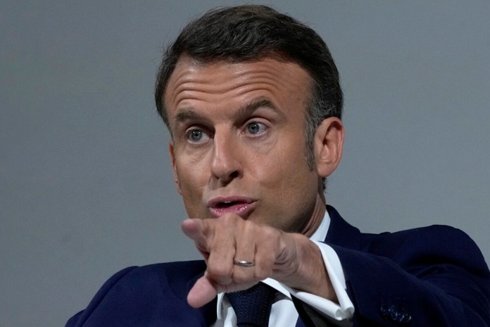 El presidente francés Emmanuel Macron en París el 12 de junio del 2024. (Foto AP/Michel Euler)