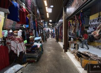 mercado la terminal zona 4