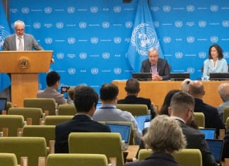 Fotografía cedida por la ONU donde aparece su secretario general, António Guterres, mientras habla durante una conferencia de prensa este lunes en la sede del organismo en Nueva York (Estados Unidos). EFE/ Eskinder Debebe / ONU