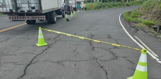 Cierre de la autopista Palín-Escuintla a la altura del kilómetro 56 desviando únicamente transporte pesado hacia la antigua carretera", Foto: Dalia Santo PMT / La Hora.