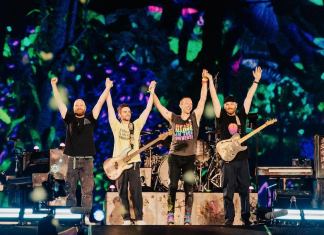 Coldplay durante concierto. Foto: Instagram Coldplay.