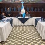 La comisión pesquisidora contra tres magistrados del TSE escucha a Pedro Cruz, que presentó un desistimiento de la denuncia en contra de los funcionarios. Foto Daniel Ramírez