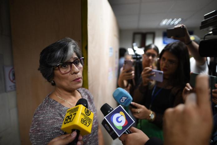 La abogada Claudia González, exmandataria de la Comisión Internacional contra la Impunidad en Guatemala (CICIG) enfrenta proceso penal por supuestamente haber cometido el delito de abuso de autoridad. Foto: Fabricio Alonzo/La Hora