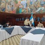 Comisión Pesquisidora contra tres magistrados del Tribunal Supremo Electoral (TSE) se reúne para iniciar el análisis de la información que recabó. Foto: Joel Maldonado