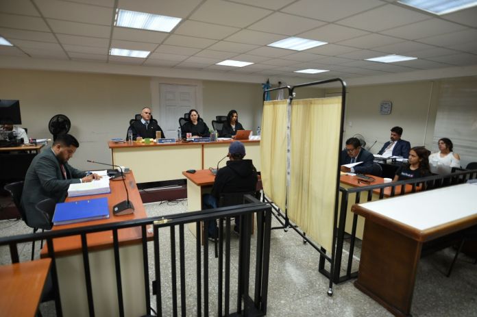 Tribunal Séptimo de Sentencia Penal escuchan a testigo dentro del caso. Foto: Fabricio Alonzo