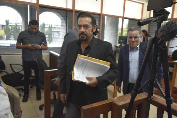 Sala confirma inocencia de ex fiscal de DDHH, Orlando López. Foto: CALDH