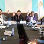 La comisión de Asuntos Municipales del organismo Legislativo, dirigida por Esduin Javier Javier, dictaminó desfavorablemente la iniciativa de ley para reducir el pago del IUSI. Foto: Congreso