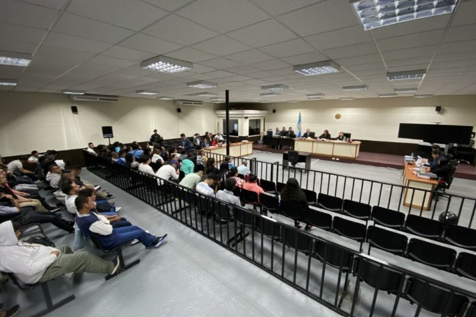 Tribunal de Mayor Riesgo C inicia juicio contra 99 personas vinculadas al Barrio 18. Foto: José Orozco.