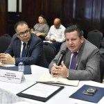 El contralor General de Cuentas, Frank Bode, y el subcontralor, Giovanni Castellanos, en una citación en el organismo Legislativo. Foto: Congreso