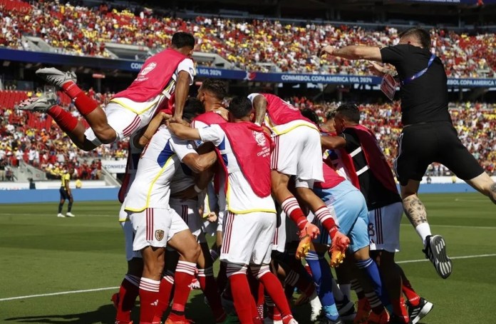 El delantero venezolano Eduardo Bello durante un partido de la Copa América 2024. EFE/EPA/JUAN G. MABANGLO