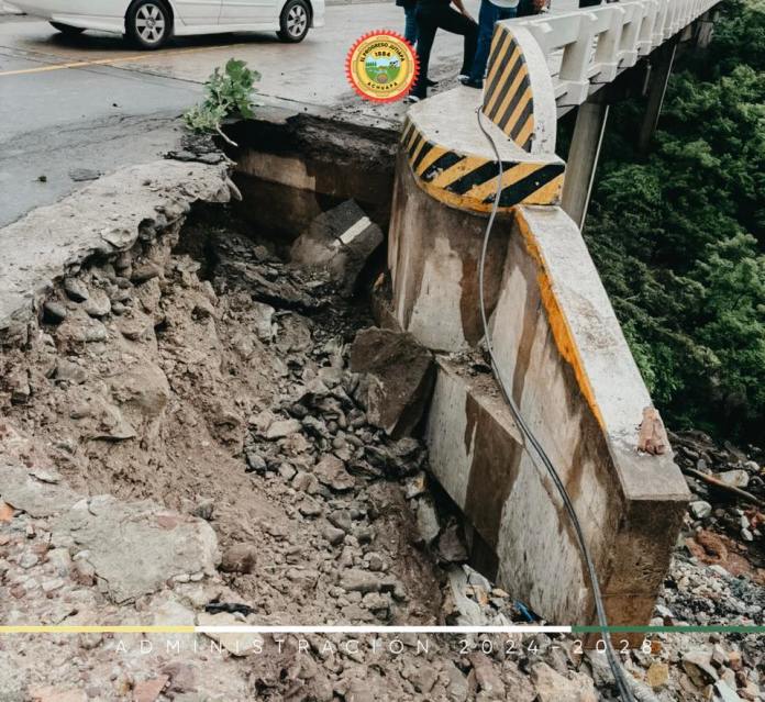 El 23 de junio, autoridades llegaron al lugar a supervisar el socavamiento. (Foto: Municipalidad de El Progreso)