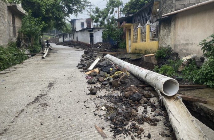 El proyecto fue adjudicado a Q25 millones a la empresa 4 Carriles, pero no fue terminado. Foto: La Hora / José Orozco.