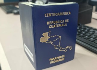 Migración realiza el envío de 26 mil cartillas para el trámite de pasaportes en los Estados Unidos. Foto: IGM / La Hora.