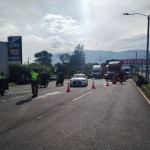 El Ministerio de Comunicaciones informó que busca agilizar el tránsito de camiones con los devíos implementados. FOTO: Provial