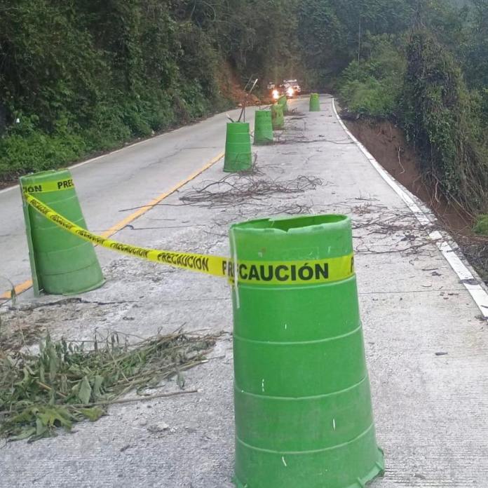 En el lugar se pide precaución para transitar. (Foto: Municipalidad de San Juan La Laguna)
