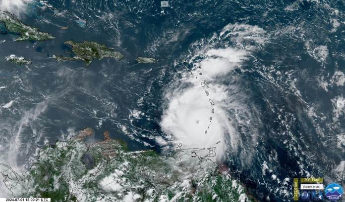 magen satelital de la Subdivisión de Meteorología Regional y de Mesoescala (RAMMB) y del Instituto Cooperativo para la Investigación Atmosférica (CIRA) de la Universidad Estatal de Colorado (CSU) del ojo del huracán Beryl durante su paso por el Caribe. EFE/ RAMMB/CIRA/CSU.