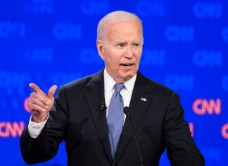El presidente Joe Biden durante el debate presidencial con el expresidente Donald Trump. (AP Foto/Gerald Herbert)