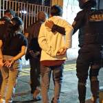 Los sospechosos habrían ejecutado un asalto a pasajeros de bus. (Foto: PNC)