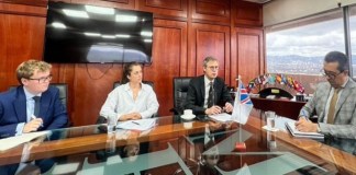"delegación de la Agencia de Garantías Crediticias a la Exportación del Reino Unido", FOTO: Embajada británica en Guatemala / La Hora.