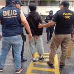 Autoridades trasladan al cuarto detenido dentro del caso por la muerte de Farruko Pop a Torre de Tribunales. Foto: PNC