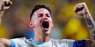 El volante colombiano James Rodríguez celebra tras la victoria 1-0 ante Uruguay en la semifinal de la Copa América, el miércoles 10 de julio de 2024. (AP Foto/Jacob Kupferman)