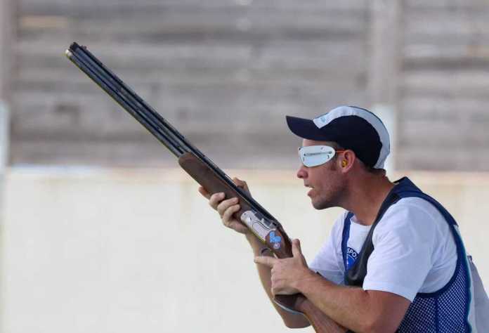 Jean Pierre Brol durante final de tiro con arma de caza en los Juegos Olímpico de París 2024. Foto: Comité Olímpico Guatemalteco