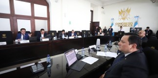 La comisión de Finanzas iniciará a firmar el dictamen a la iniciativa de ley para ampliar el presupuesto al gobierno de Semilla. Foto: Congreso