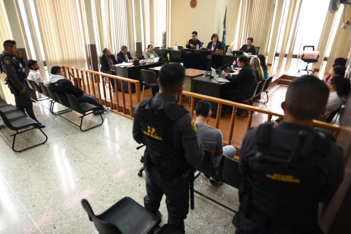 Tribunal Sexto de Sentencia Penal aseguró que ningún juez ni funcionario puede impedir la labor de la prensa. Foto: Fabricio Alonzo