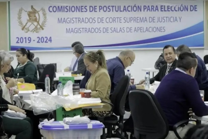 Comisiones de postulación para elegir candidatos a magistrados judiciales. Foto La Hora / Archivo