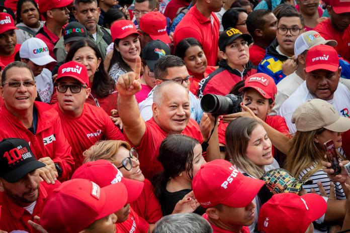Foto de archivo del vicepresidente del Partido Socialista Unido de Venezuela (PSUV), Diosdado Cabello, durante una marcha en apoyo al presidente de Venezuela, Nicolás Madur. EFE/ Rayner Peña R.