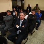 Ex diputado Luis Fernando Pérez y otros sindicados esperan resolver su situación judicial. Foto: Fabricio Alonzo