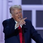 El candidato presidencial republicano Donald Trump habla en la Convención Nacional Republicana el jueves 18 de julio de 2024, en Milwaukee. (AP Foto/J. Scott Applewhite)