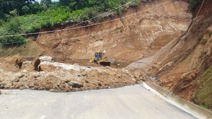 Varias carreteras estÃ¡n siendo afectadas a causa de las lluvias. (Foto: Conred)