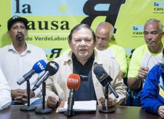 Fotografía de archivo fechada el 22 de agosto de 2023 donde se observa al opositor Andrés Velásquez. EFE/ Rayner Peña