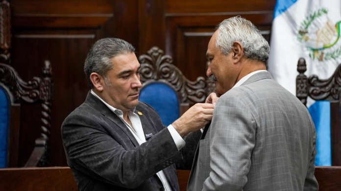 El jefe del bloque CABAL, Luis Aguirre, en una actividad en el Congreso. Foto: Cuenta X bancada CABAL