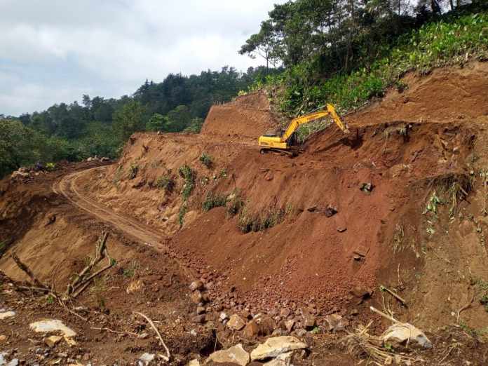 Aspetro trabaja en un tramo de 27.5 kilómetros. Cada uno de los cuales tuvo un costo promedio de Q11.2 millones. Foto: Sistema Nacional de Inversión Pública.