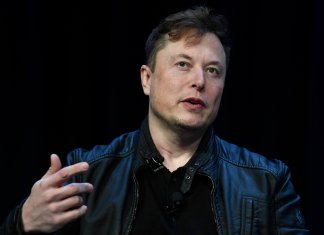 El CEO de Tesla y SpaceX Elon Musk en un evento en Washington, el 9 de marzo del 2020. (Foto AP/Susan Walsh)