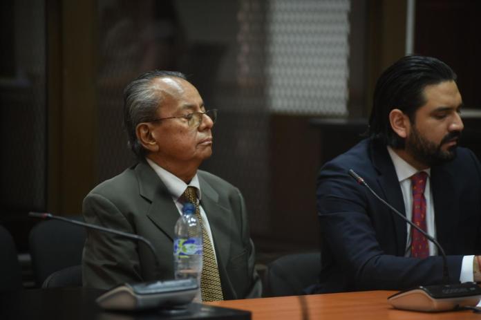 Eduardo González aún espera conocer si debe enfrentar juicio por caso Bancafé. Foto: Fabricio Alonzo