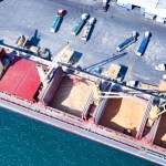 Los buques presentan dificultad para la carga y descarga de mercadería. Foto: EPQ