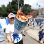 Los centros educativos no podrán realizar actividades que incluyan antorchas para las Fiestas Patrias. Foto: La Hora/José Orozco