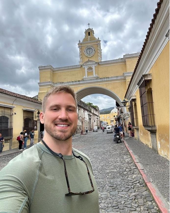 Guatemala, te has ganado mi corazón, publicó el influencer en su cuenta de instragram.