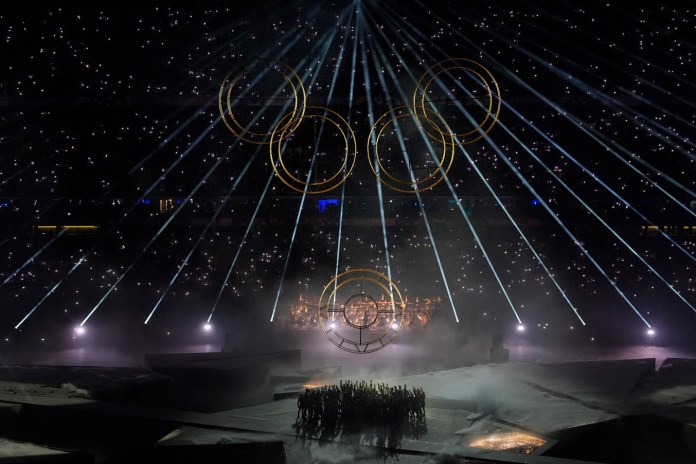 Aspecto de la ceremonia de clausura de los Juegos Olímpicos de 2024, en el Stade de France, el domingo 11 de agosto de 2024, en Saint-Denis, Francia. (AP Foto/David Goldman)