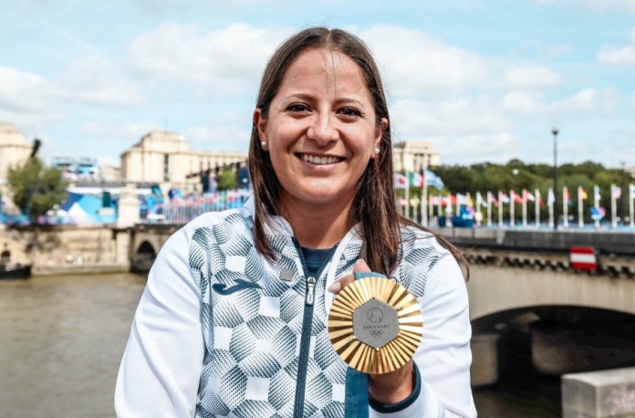 Adriana Ruano, campeona olímpica de tiro con armas de caza París 2024. Foto: COG