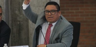 Armando Ajín Pérez, es comisionado por el Colegio de Abogados y Notarios de Guatemala de la planilla de UGAP ligada a Walter Mazariegos y fue asesor de la bancada VAMOS. Foto: José Orozco