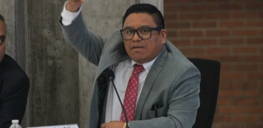 Armando Ajín Pérez, es comisionado por el Colegio de Abogados y Notarios de Guatemala de la planilla de UGAP ligada a Walter Mazariegos y fue asesor de la bancada VAMOS. Foto: José Orozco