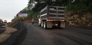 Trabajos en el km 44 de la autopista Palín, Escuintla. Foto. CIV.