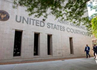 Fotografía de archivo de la fachada de la corte Albert Armendariz donde se lleva a cabo la audiencias del caso contra Ismael ‘El Mayo’ Zambada en El Paso, Texas (EE. UU). EFE/ Andres Leighton